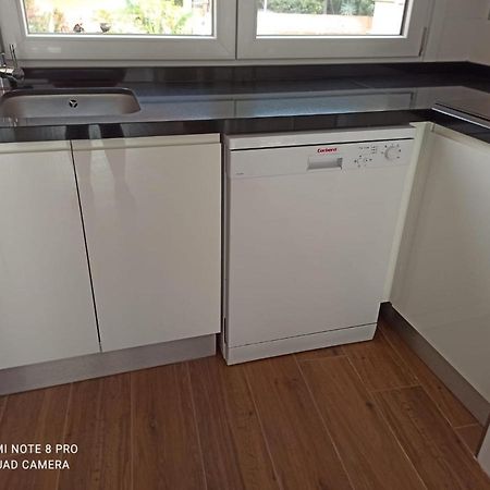 Beautiful Apartment In Third Line Beach Boliches ฟูเอนฮิโรลา ภายนอก รูปภาพ